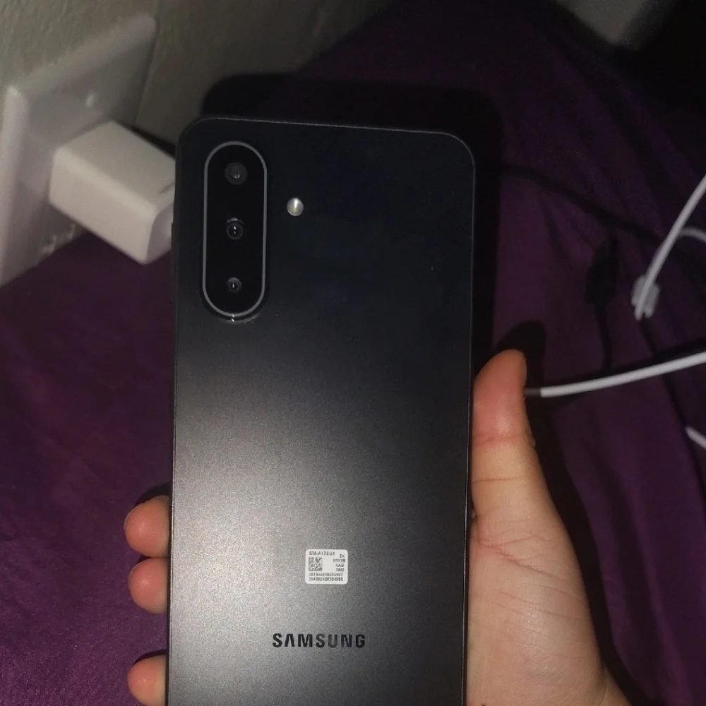 Samsung Smartphone with Transparent Case